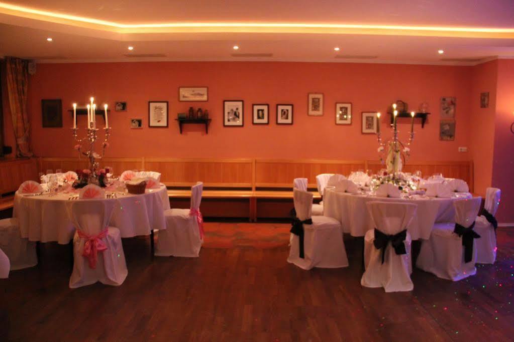 Hotel Grasbrunner Hof Buitenkant foto